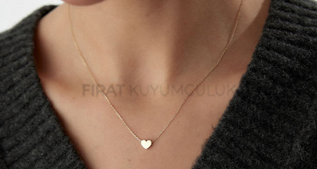 Altın Kolye Hediye Rehberi: Zamansız Bir Zarafetle Duygularınızı Anlatın