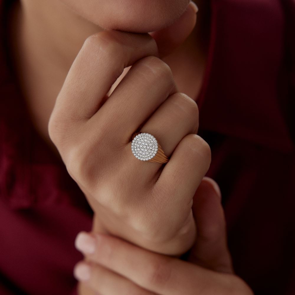 Oval Çizgi Tasarım Oval Taşlı Yüzük