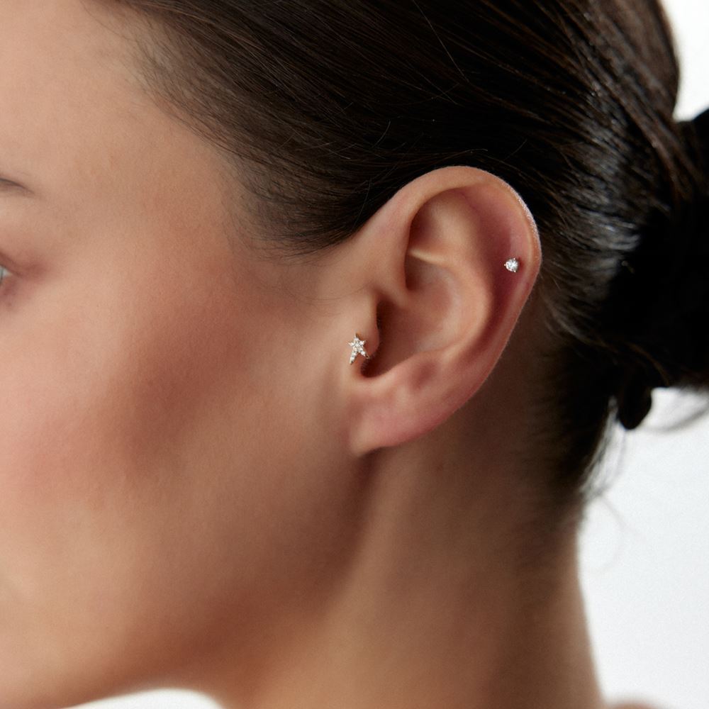 Yıldız Taşlı Piercing
