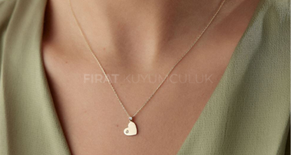 Sevgililer Günü Hediye Fikirleri: Anlamlı, Zarif ve Kalıcı Seçimler