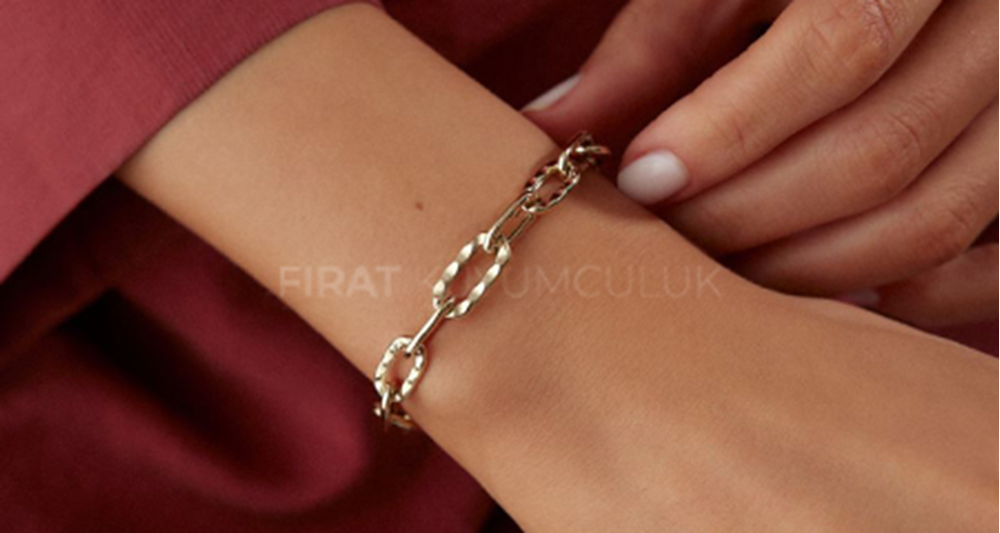 Sevgililer Günü Bileklik Modelleri: Zarif, Anlamlı ve Zamansız Tasarımlar